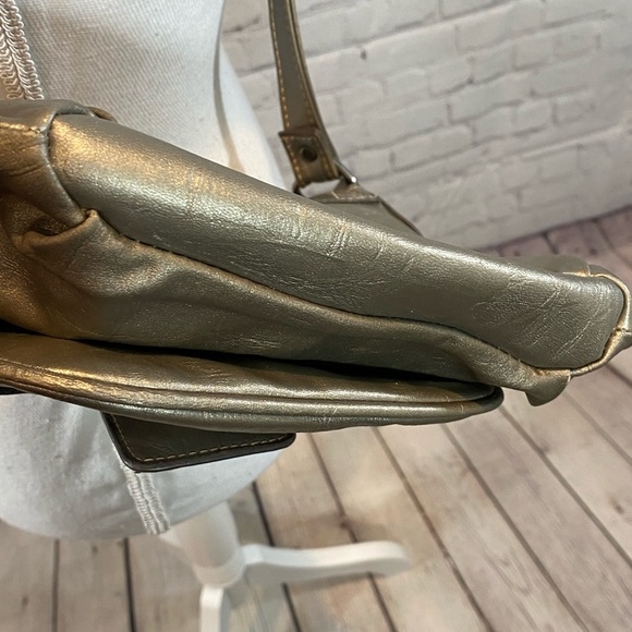 SIMPLY VERA/VERA WANG Shoulder Bag Small Pewter - Picture 6 of 6